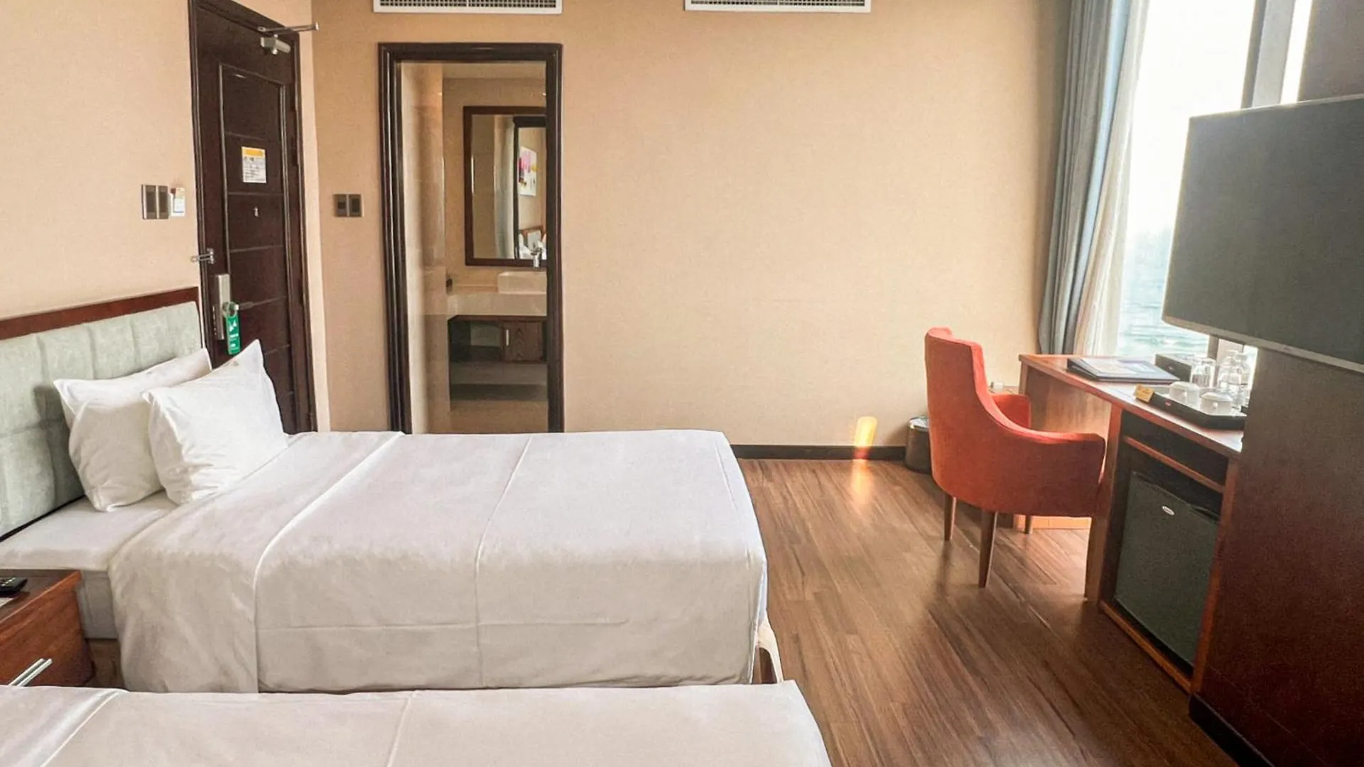 Yarra Ocean Suites Danang Vietnam