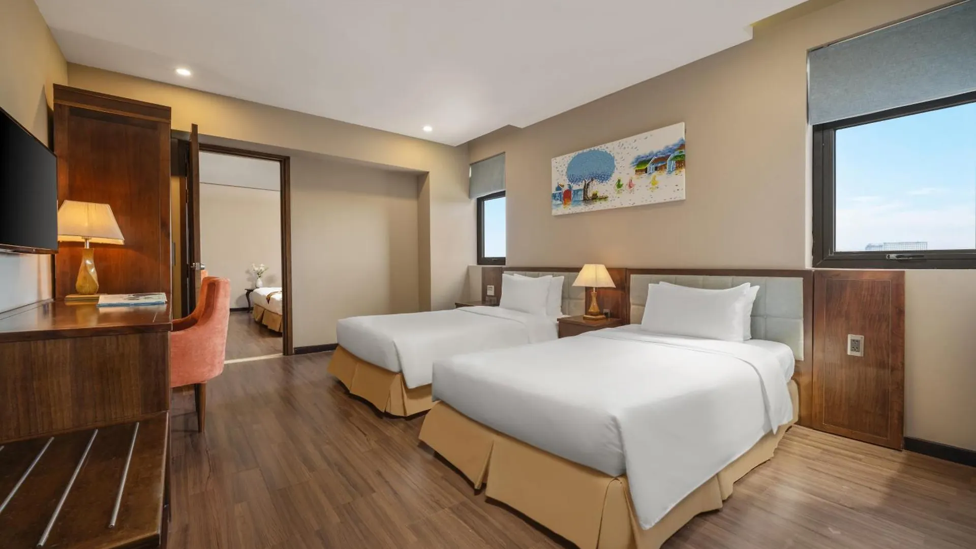 Yarra Ocean Suites Danang Hotel Da Nang