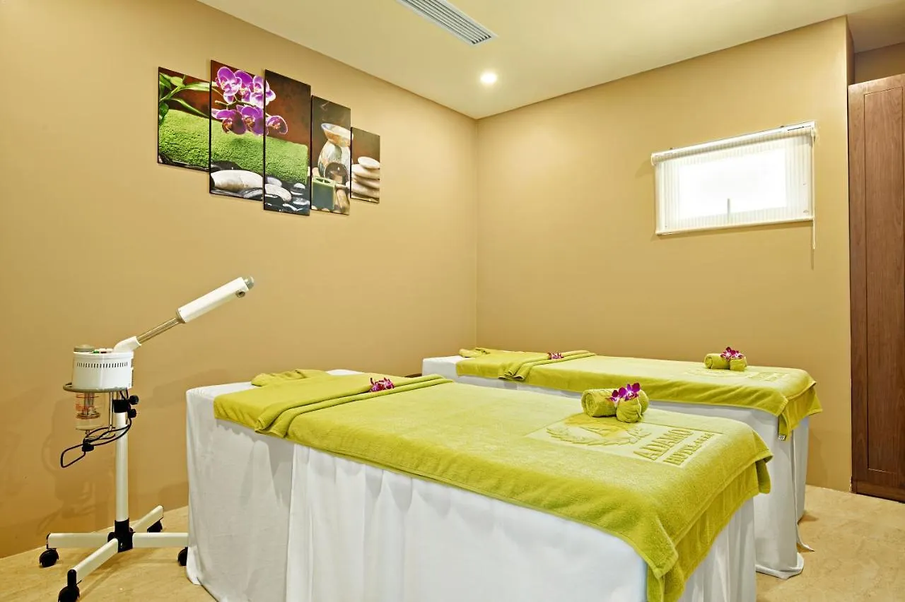 Yarra Ocean Suites Danang 4*, Da Nang