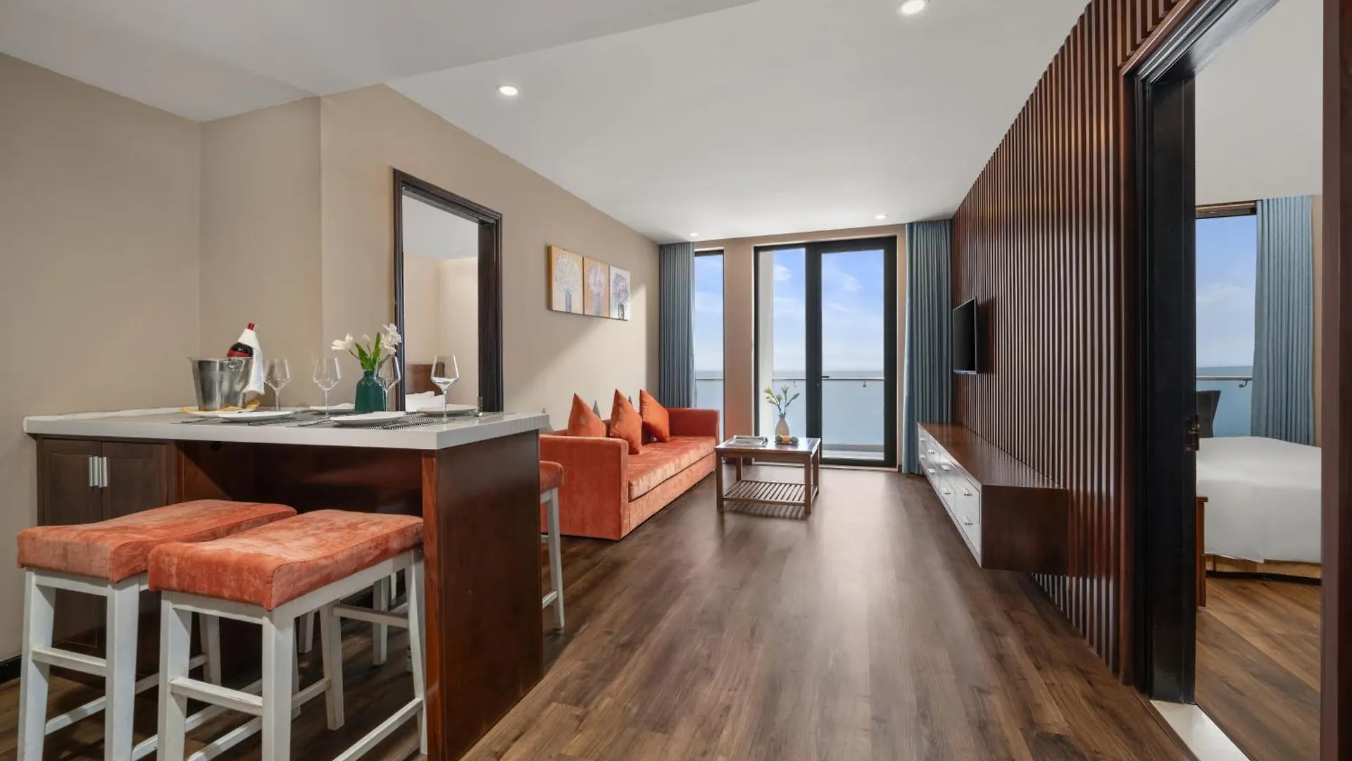Yarra Ocean Suites Danang 4*, Đà Nẵng